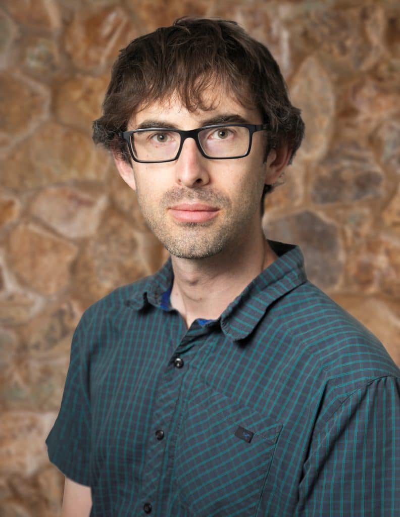 Josh Nelson Headshot.