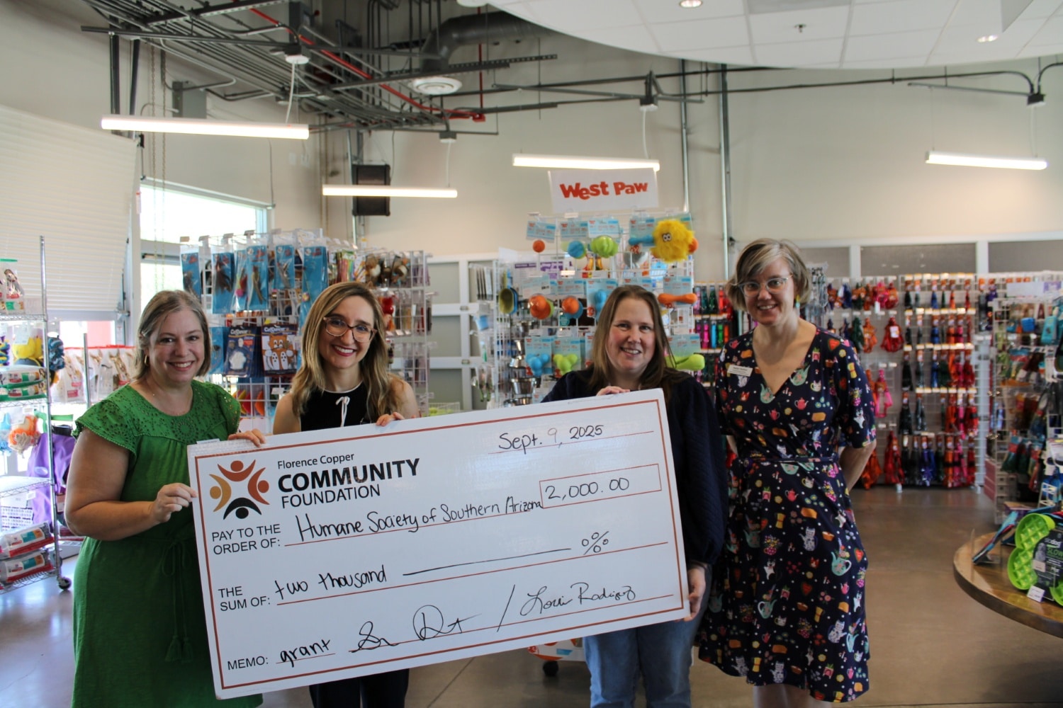 Florence Copper Community Foundation Supports Humane Society of Southern Arizona with $2,000 Grant.