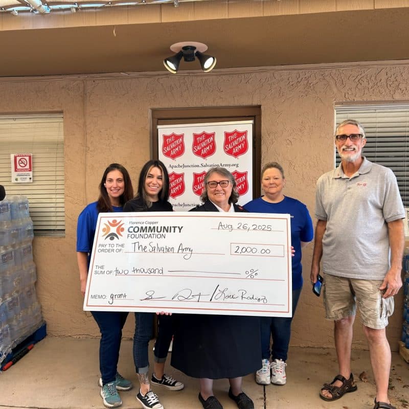 Florence Copper Community Foundation Contributes to Local Food Bank.